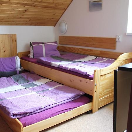 Apartmany Fialka كاسبيرسكي هوري المظهر الخارجي الصورة